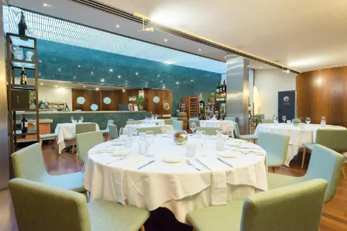 Aparthotel Atenea Barcelona Restauration Photos