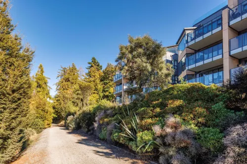 Oaks Queenstown Shores Resort Exterior Photos