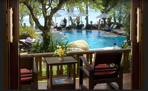 Thai House Beach Resort Phòng Photos