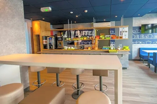 Hôtel ibis Budget Courbevoie Paris La Défense 1 Restauration Photos