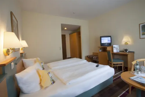 Sure Hotel by Best Western Ambassador Düsseldorf Photos