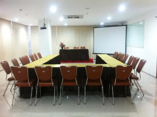 Hotel Evora Surabaya Fasilitas Bisnis Photos