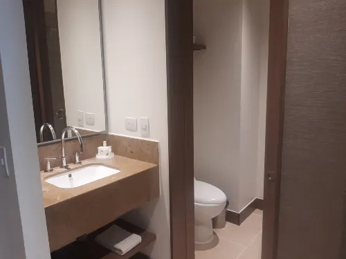 Hampton by Hilton Bucaramanga Huoneet Photos