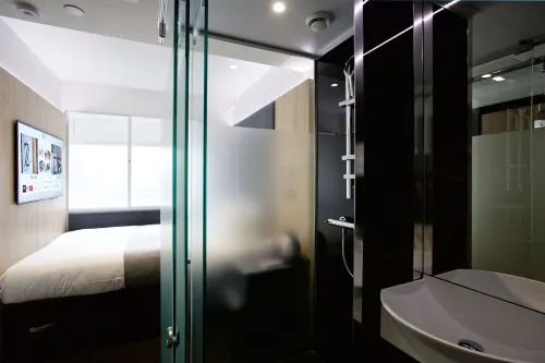 The Z Hotel Tottenham Court Road Rooms Photos