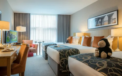 Clayton Hotel Cork City Chambres Photos