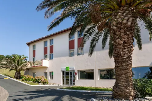 Ibis Styles Biarritz Plage Exterior Photos