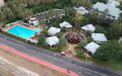 Golden Pine Beach Resort Thư giãn & Giải trí Photos