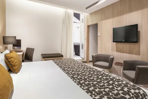 Catalonia Plaza Mayor Rooms Photos