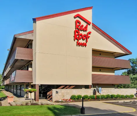 Red Roof Inn Toledo - University Featured Photos