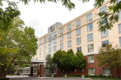 DoubleTree by Hilton Hotel Boston Bayside Featured Photos
