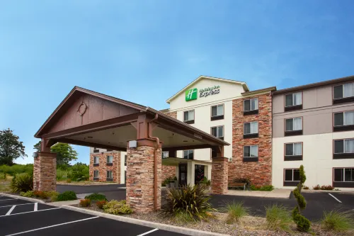 Holiday Inn Express & Suites Newport Extérieur Photos