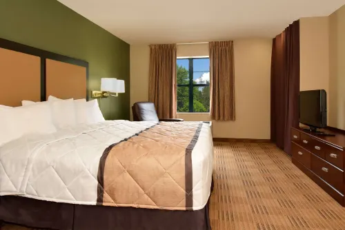Extended Stay America Suites - Orange County - Lake Forest Photos