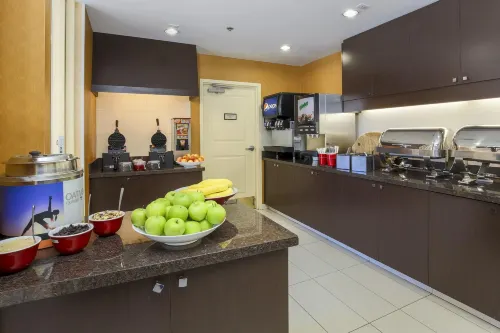 Residence Inn Los Angeles LAX/Manhattan Beach Dining Photos