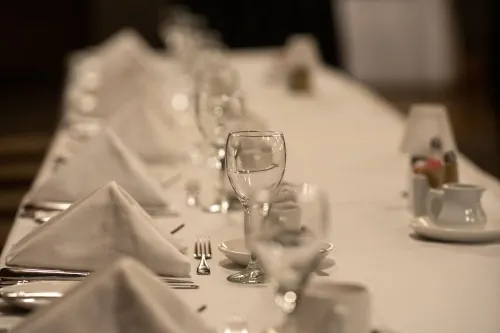 Banff Park Lodge Dining Photos