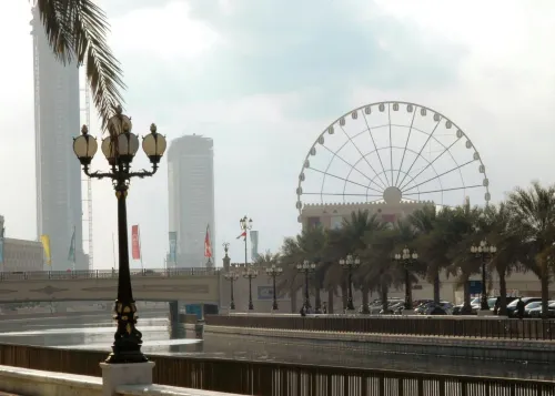Golden Tulip Sharjah Рядом с отелем Photos