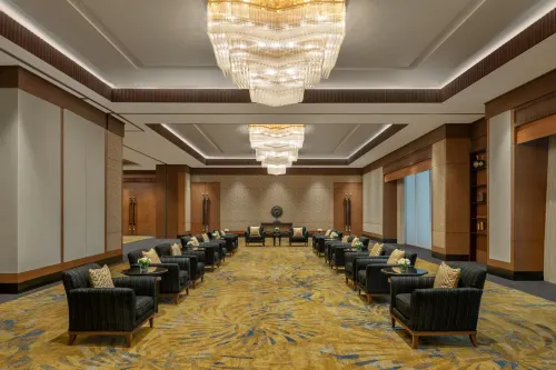 The Athenee Hotel, a Luxury Collection Hotel, Bangkok Business Photos