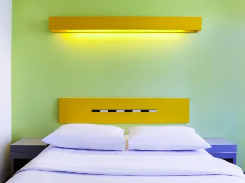 ibis budget Jakarta Menteng Kamar Photos