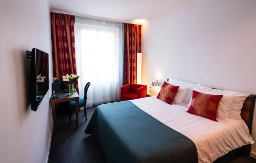 The Ambassador Rooms Photos