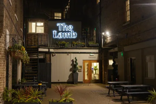 Lamb Hotel by Greene King Inns Exterior Photos