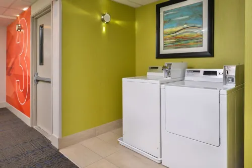 Holiday Inn Express Westley North- Patterson Area Espaces publics Photos
