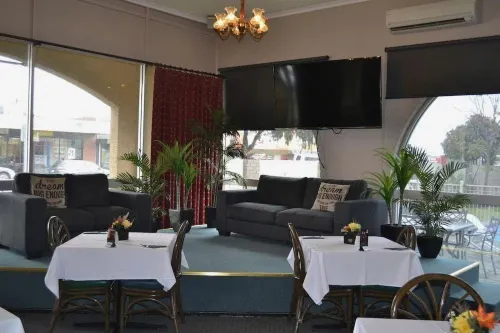 Colac Mid City Motor Inn Ristorazione Photos