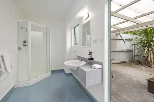 Fenton Court Motel Photos