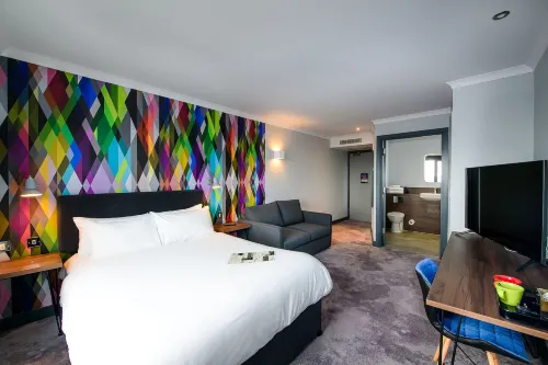 Village Hotel Swansea Photos