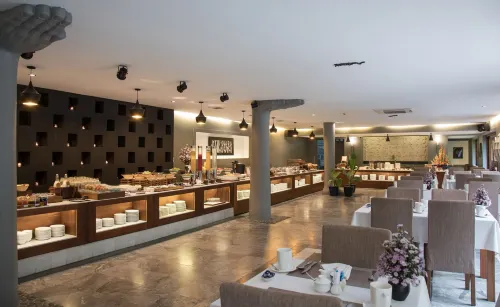Pilgrimage Village Boutique Resort & Spa Питание Photos