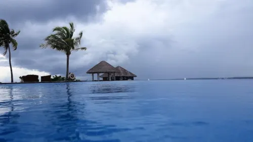 NH Maldives Kuda Rah Resort Рядом с отелем Photos