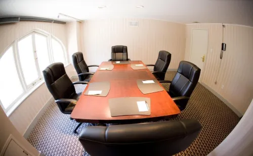 The Pickwick Hotel Business Photos