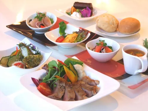 Pricia Resort Yoron Dining Photos