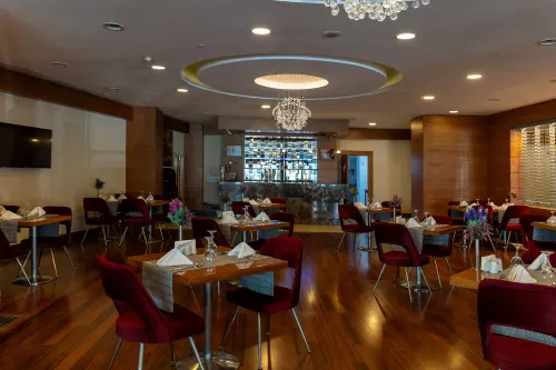 Ankara Plaza Hotel Restauration Photos