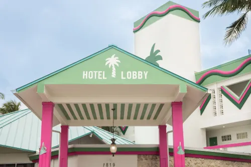 Palm Tree Club Miami Hotel Exterior Photos