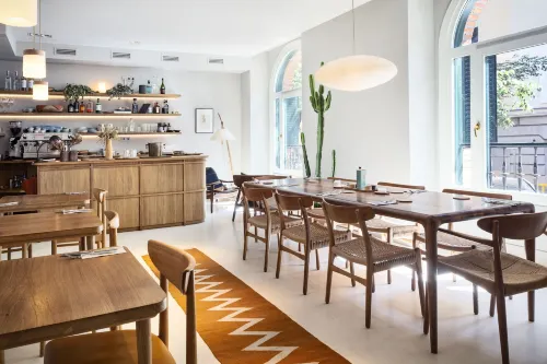 One Shot Fortuny Restauration Photos