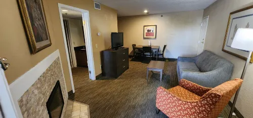 Affordable Suites of America Detroit-Warren Chambres Photos