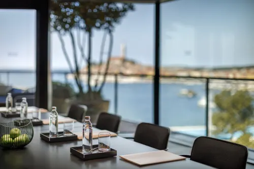 Grand Park Hotel Rovinj by Maistra Collection Business Facilities Photos