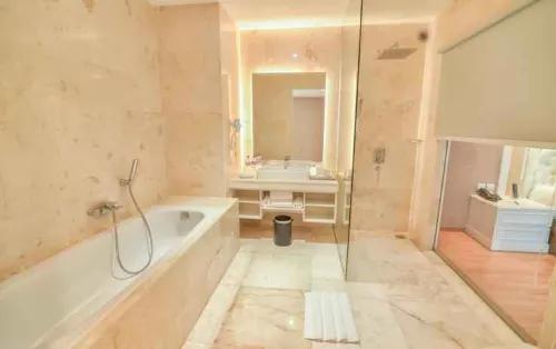 Platinum Hotel & Convention Hall Balikpapan Kamar Photos