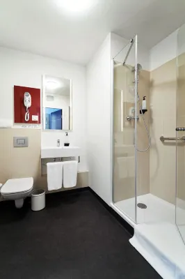 B&B HOTEL Poznań Old Town Rum Photos