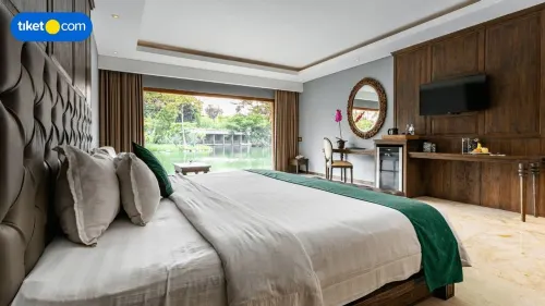 The Westlake Resort Jogja Kamar Photos