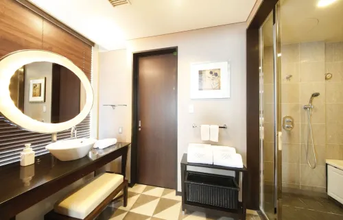 The Royal Park Hotel Iconic Tokyo Shiodome Photos