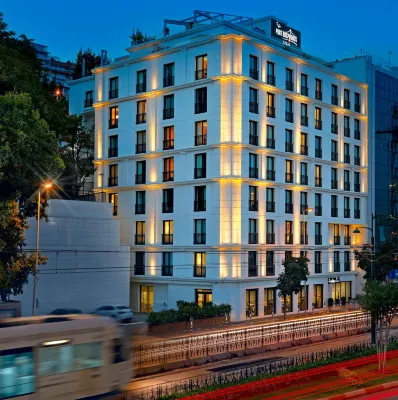 Port Bosphorus Featured Photos