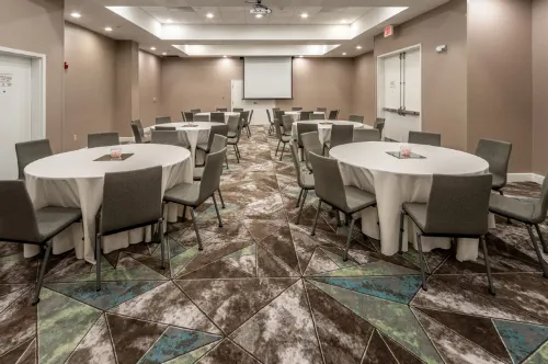 Holiday Inn & Suites Memphis -  Wolfchase Galleria Espaces Affaires Photos