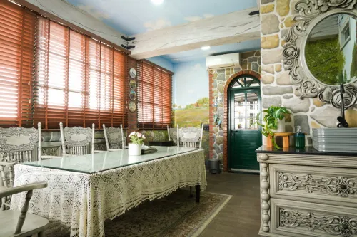 Nonies Huis Cibubur Makanan Photos