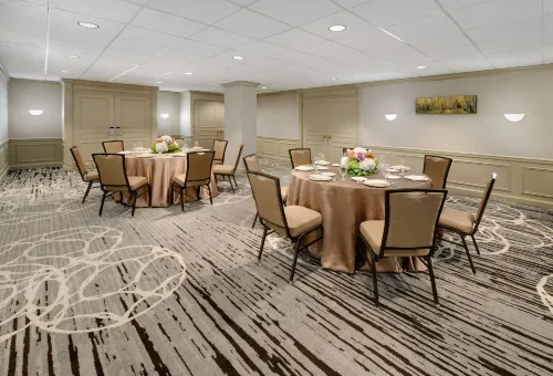 Hilton Houston-Post Oak by the Galleria Restauration Photos