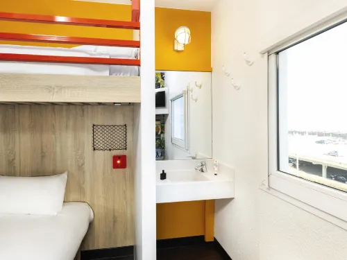 Hotel F1 Marseille Provence Photos