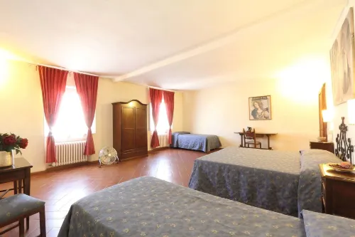 Hotel Bavaria Rooms Photos