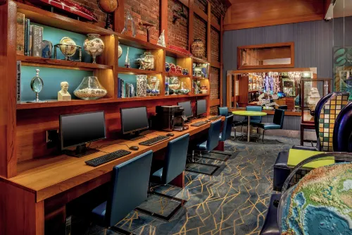 Harborside Inn Public Areas Photos