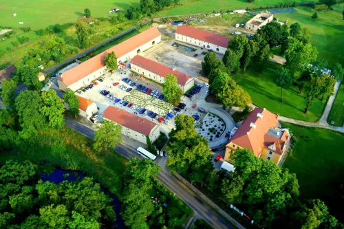 Pałac Wiechlice - Hotel, Restaurant, Spa À ne pas manquer Photos