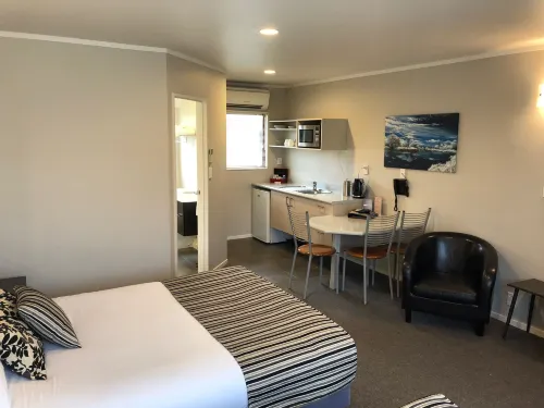 Quality Inn Acapulco Taupo Photos