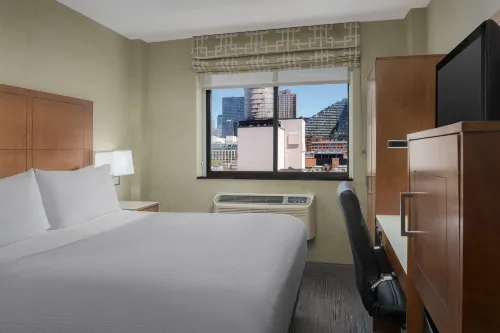 Holiday Inn Express Manhattan Midtown West New York Rooms Photos